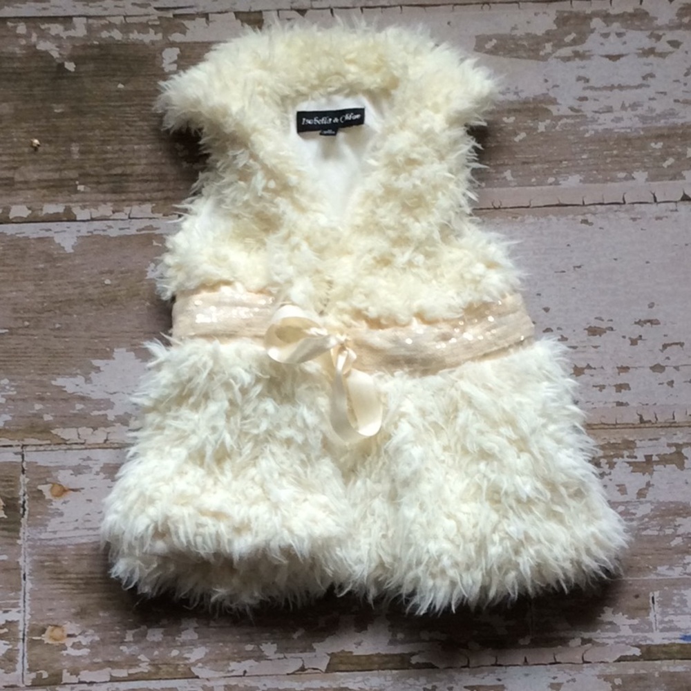 Isobella & Chloe Soft and Cozy Vest